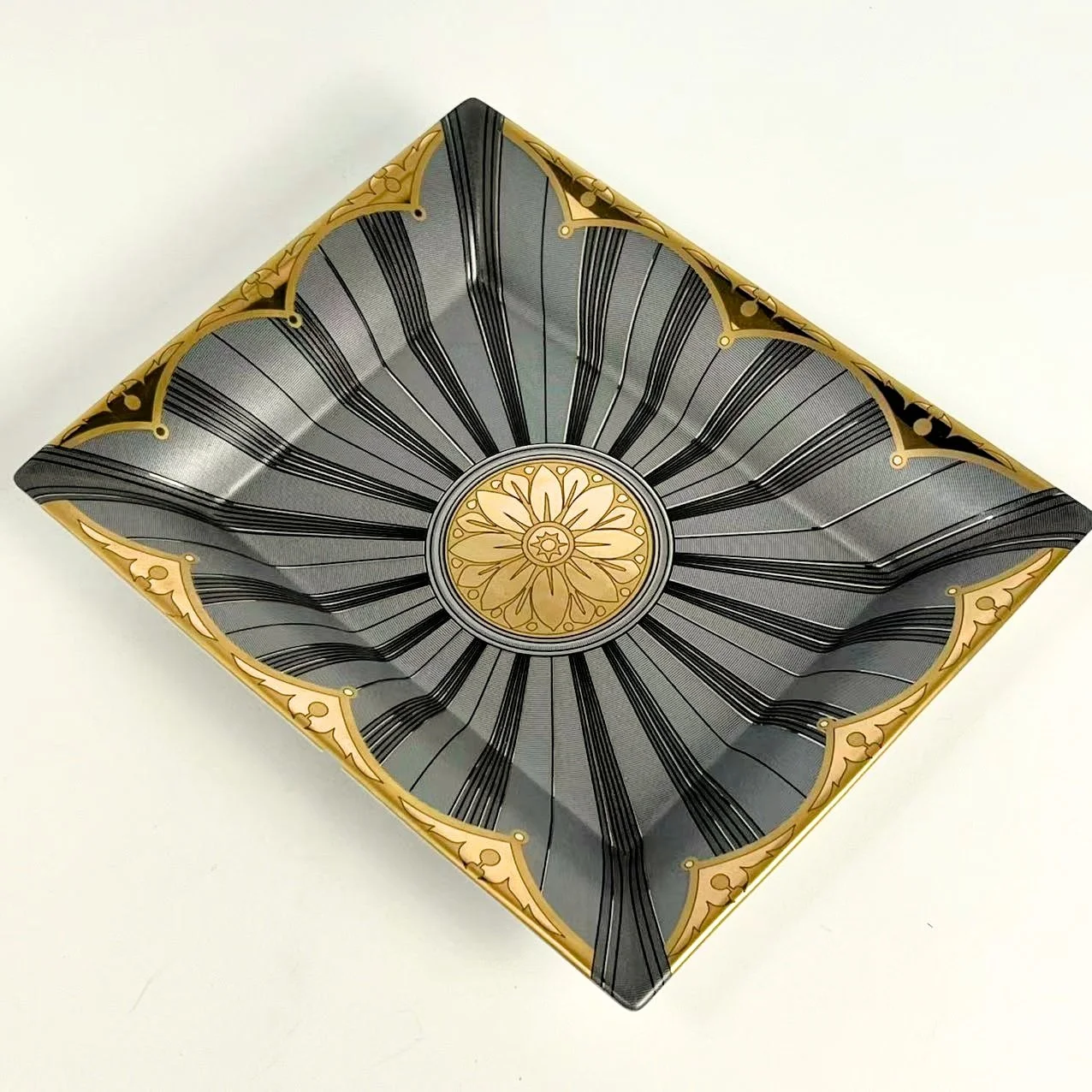 Patek Philippe Genève 2004 Grey Guilloché Porcelain Tray – 1920